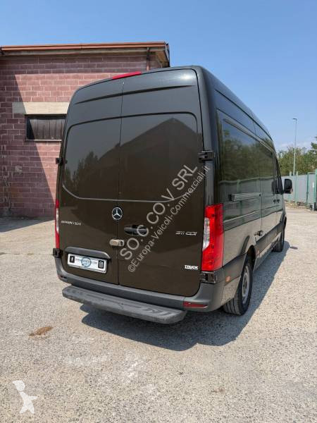 Bedrijfswagen Mercedes