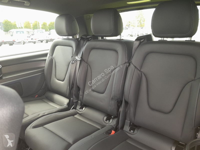 Bedrijfswagen Mercedes