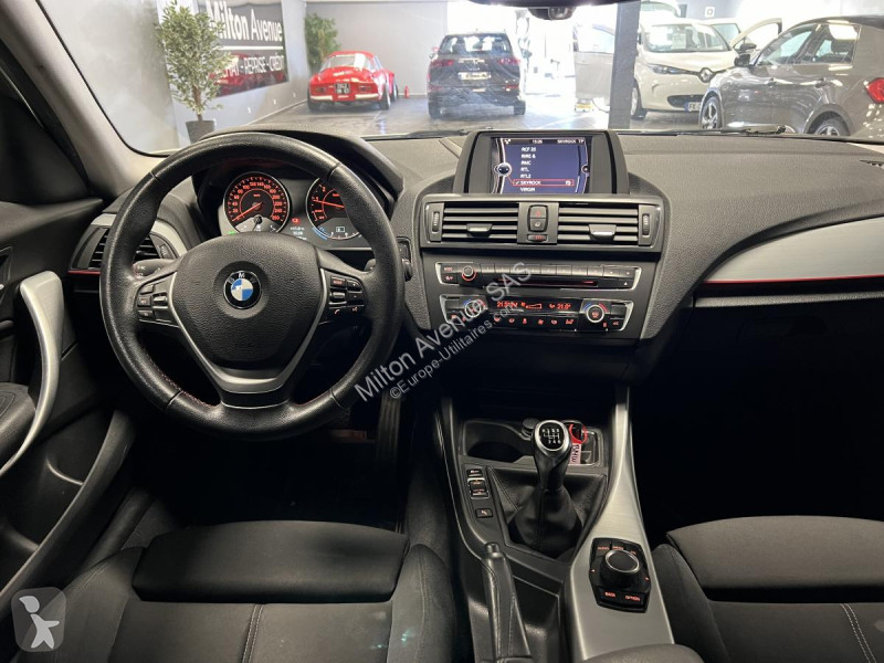 Véhicule utilitaire BMW 118i F20 Sport