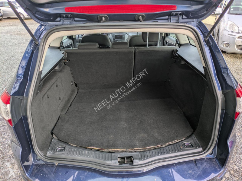 Véhicule utilitaire Ford Mondéo SW 1.5 TDCI...