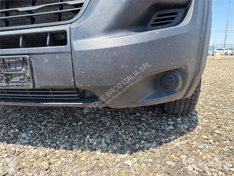 Véhicule utilitaire Opel 2.2 103 KW KA L4H2