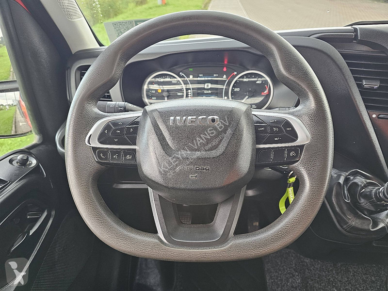 Лекотоварен автомобил Iveco 35C12 Kipper Kist...