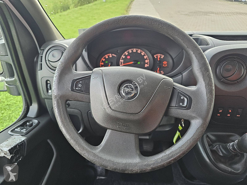 Лекотоварен автомобил Opel 2.3 ac navi EURO6