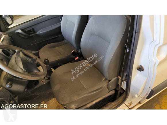 Véhicule utilitaire