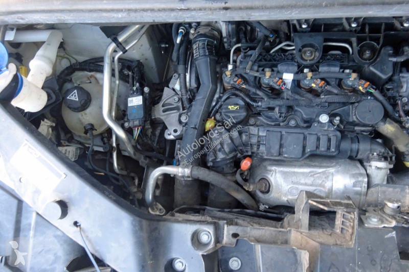 Véhicule utilitaire Peugeot PARTNER 1,5 HDI 100