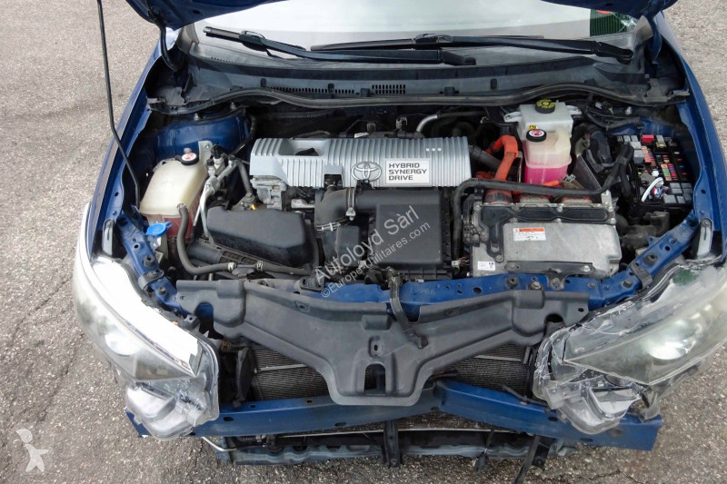 Лекотоварен автомобил Toyota AURIS TOURING 1,8...