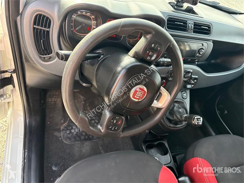 Комерційні автомобілі Fiat Cargo Van