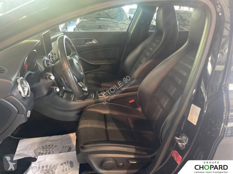 Лекотоварен автомобил Mercedes GLA 200 d 7-G...