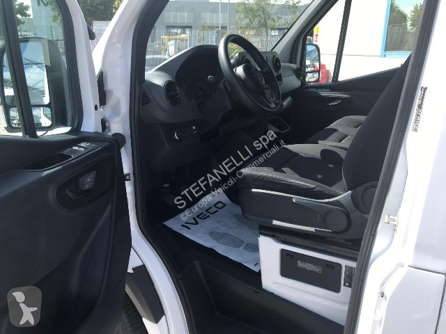 Комерційні автомобілі Mercedes Sprinter 315 2.0...