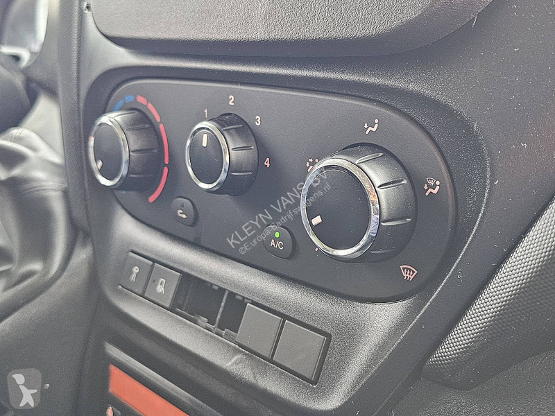 Véhicule utilitaire Iveco 50C15 3.0Ltr Bakwagen...