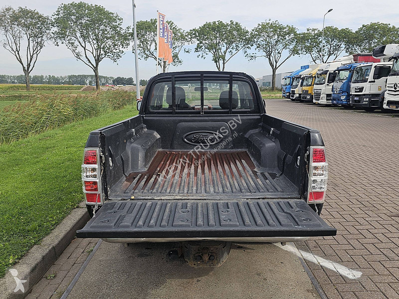 Комерційні автомобілі Ford 2.5TDCi Wildtrak SC
