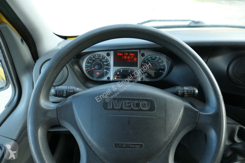 Furgoneta Iveco Daily 35 S11 C30C AUTOMATIK...