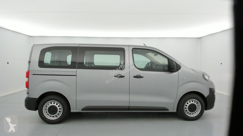 Véhicule utilitaire Peugeot Fourgon