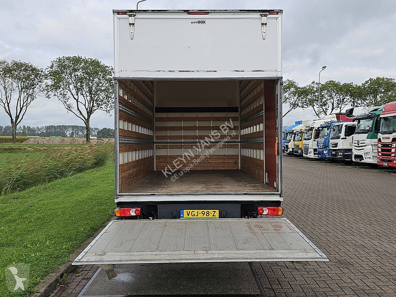 Furgoneta Mercedes 516 trekhaak 3500kg EUR6