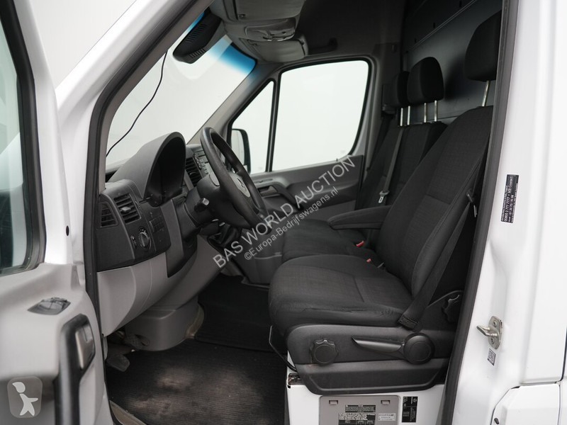 Лекотоварен автомобил Mercedes 311 CDI