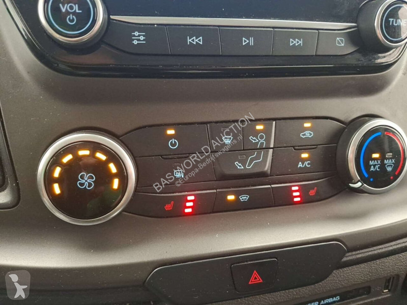 Лекотоварен автомобил Ford 340 1.0 L1H1 PHEV Tr...