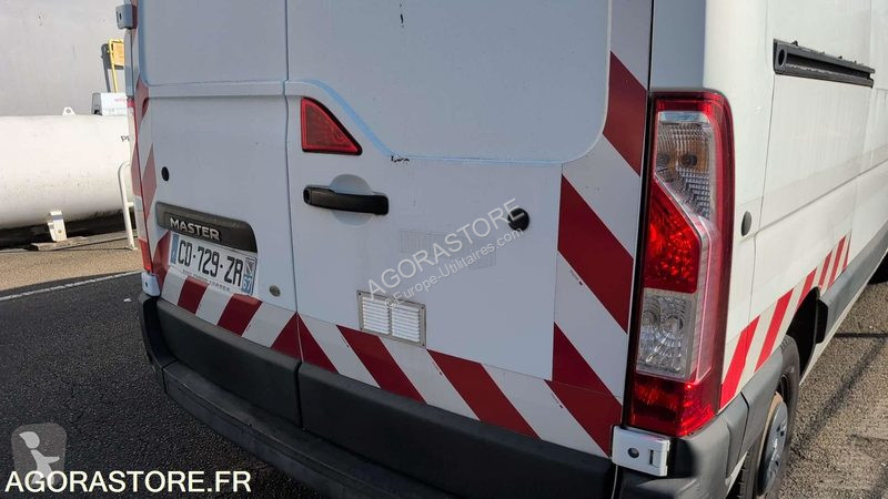 Лекотоварен автомобил Renault MASTER