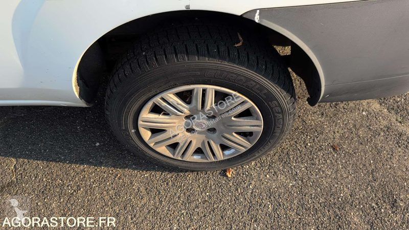 Лекотоварен автомобил Fiat DOBLO