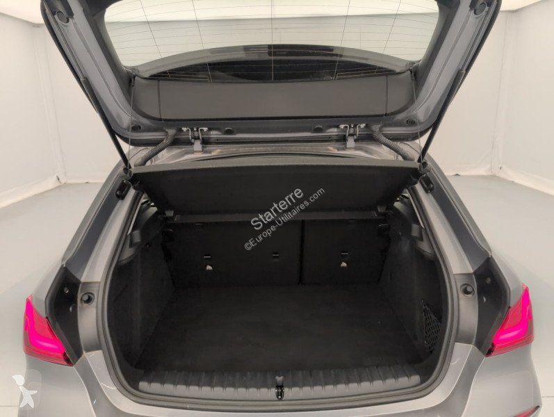 Véhicule utilitaire BMW  Serie 1 F40