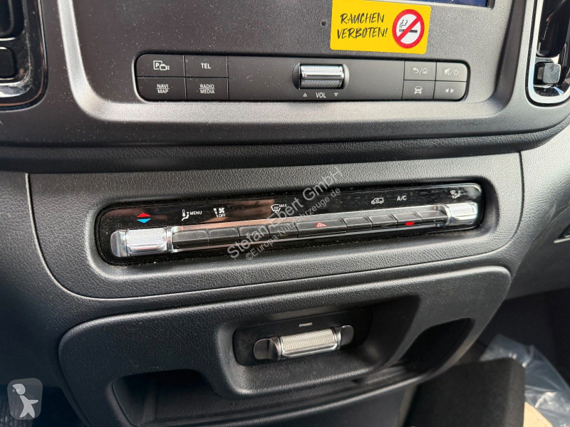 Лекотоварен автомобил Mercedes Vito  9G...