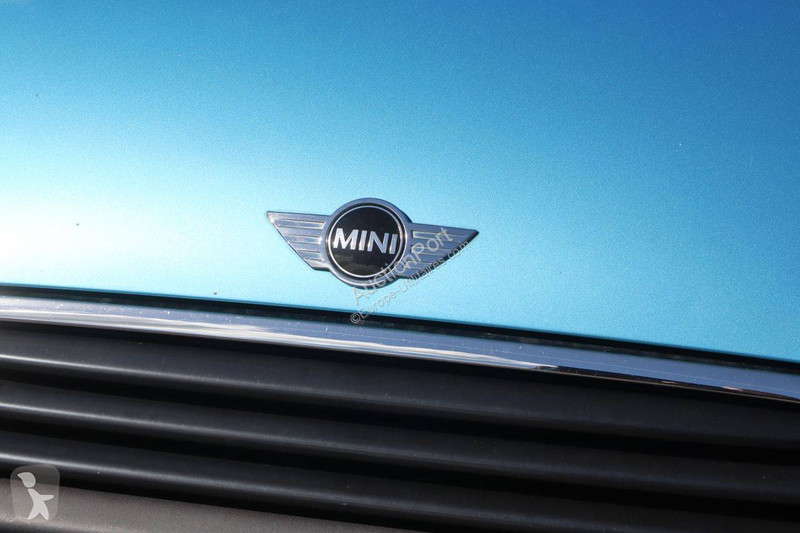 Mini One van