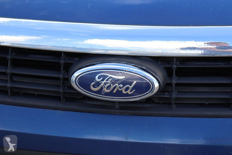 Furgoneta Ford