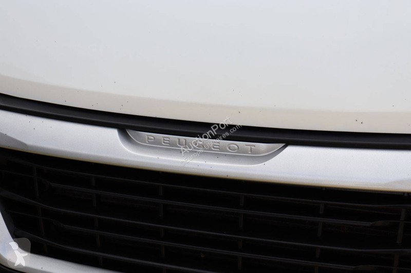 Peugeot  van