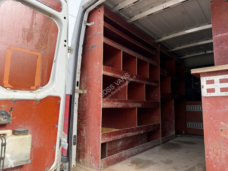 Furgoneta Iveco 35S14 2.3 352 L2H2 Airco Cruise...