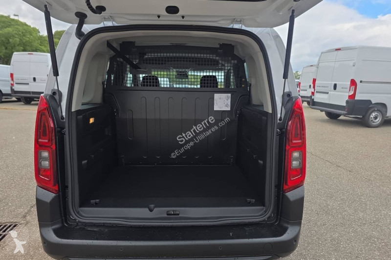Véhicule utilitaire Citroën  BERLINGO CABINE...