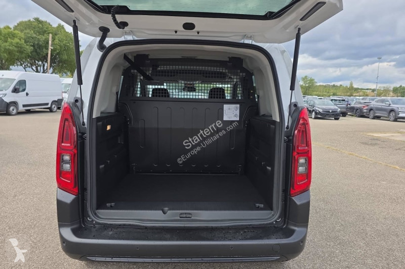 Véhicule utilitaire Citroën  BERLINGO CABINE...