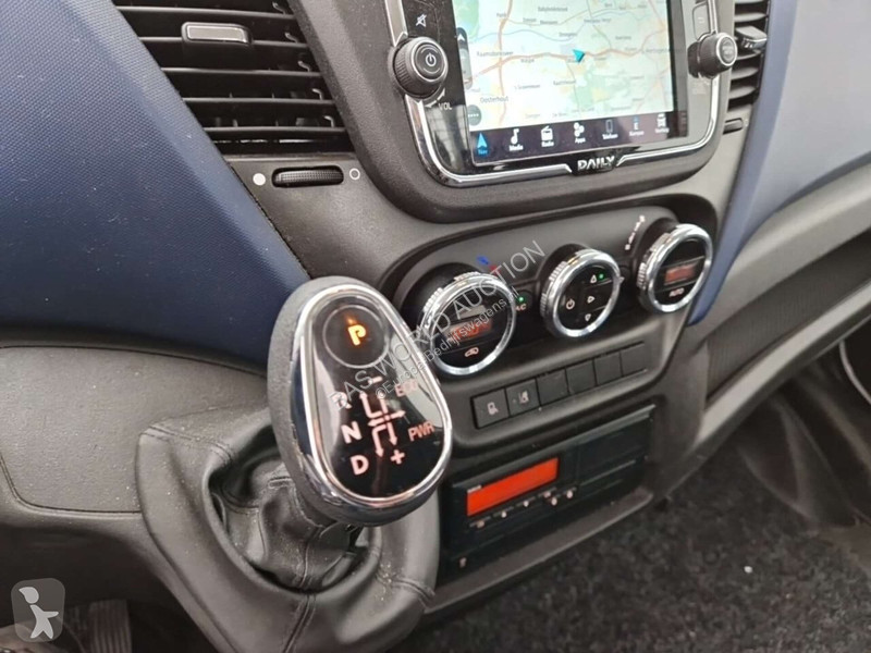 Furgoneta Iveco 3.0 D Hi-Matic Pick up AUT....