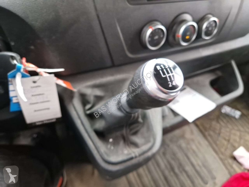 Furgoneta Opel 2.3 DT L2H2 Airco/NAV/PDC