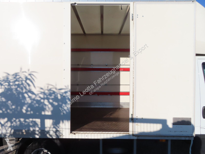 Furgoneta Iveco 35C16 3,0  Seitl Tür FZ.102