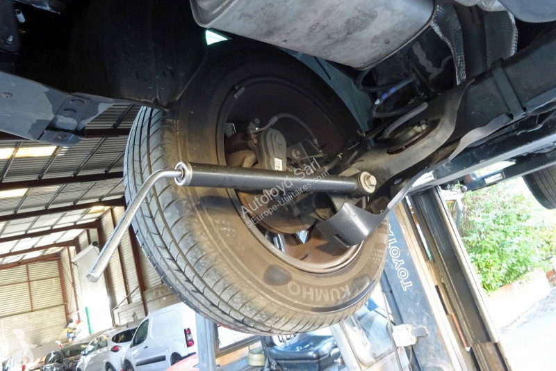 Коммерческий автомобиль Renault ARKANA 1,3 TCE...