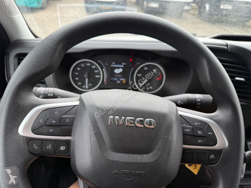 Veículo utilitário Iveco 35C16 3,0L Koffer LBW...