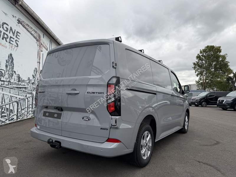 Коммерческий автомобиль Ford TRANSIT CUSTOM FG...