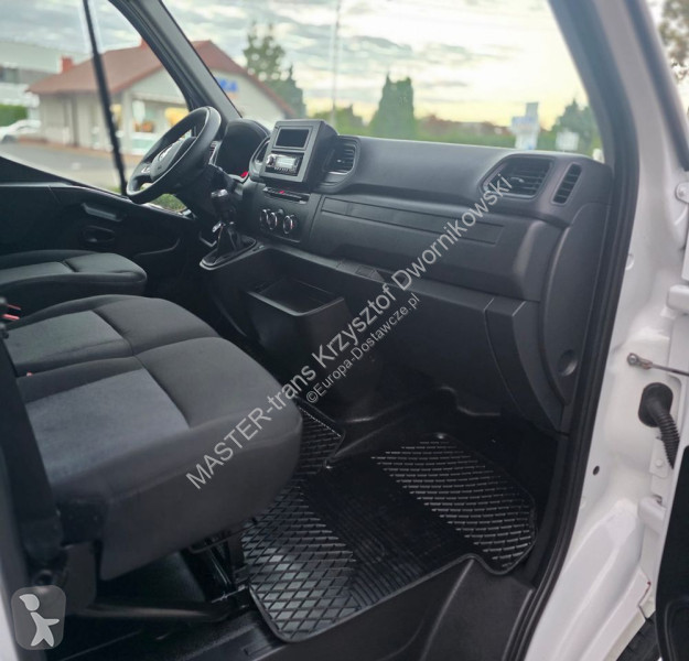Коммерческий автомобиль Renault