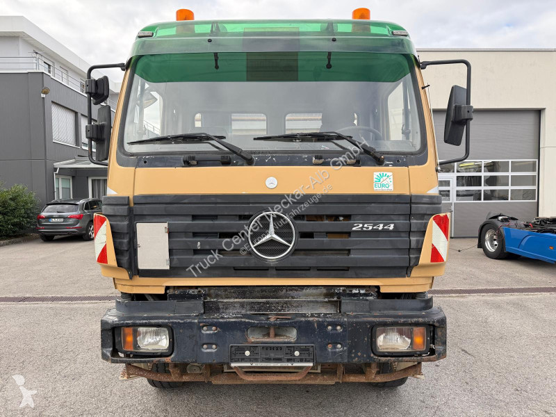 Furgoneta Mercedes SK 2544 V8