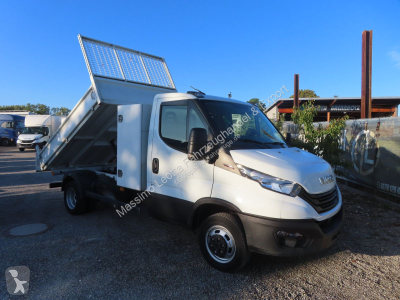 Furgoneta Iveco 35C16  3,0 Kipper Box Fz.65