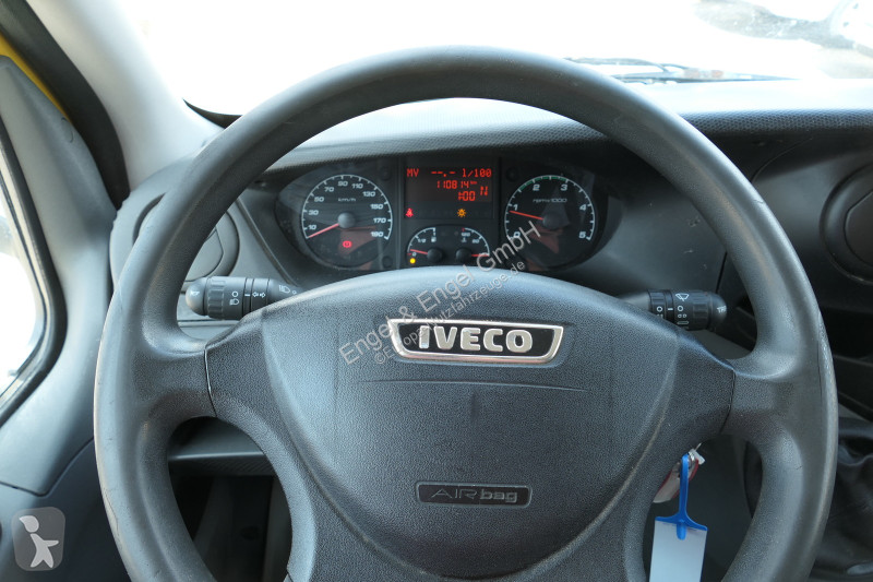 Furgoneta Iveco Daily 35 S11 C30C AUTOMATIK...