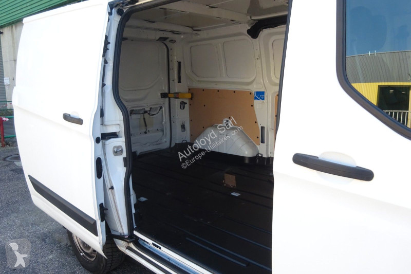 Véhicule utilitaire Ford 2,0 DPF 130