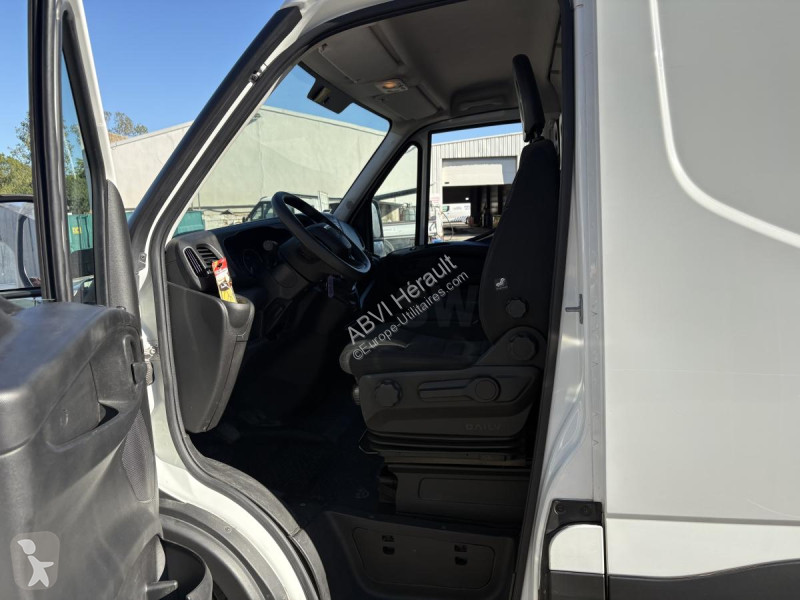 Furgoneta Iveco 35S14V12 CAMERA DE RECUL...