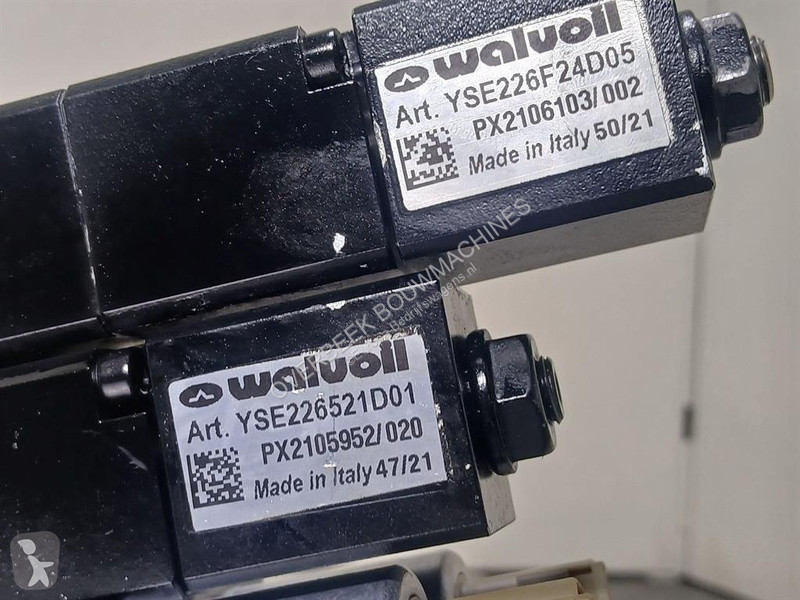 Užitkové vozidlo Yanmar V8-5606660627-Walvoil...