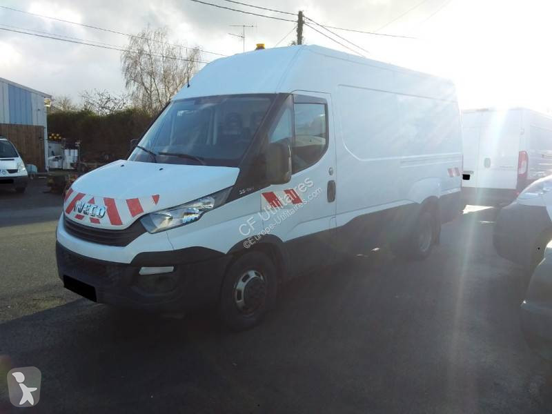 Furgoneta Iveco 35C15