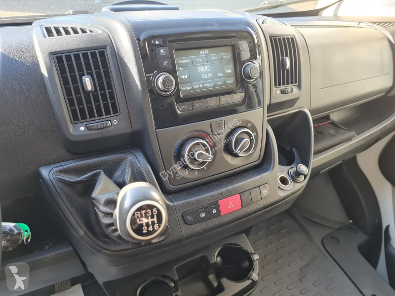 Furgoneta Citroën JUMPER FG 35 L2H2 2.0 BLUEHDI...