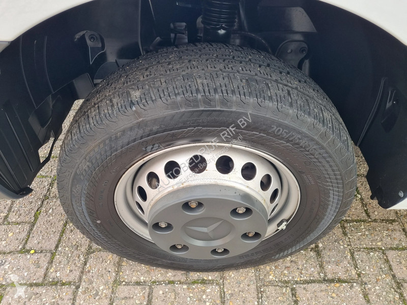 Haszongépjármű Mercedes 516 CDI