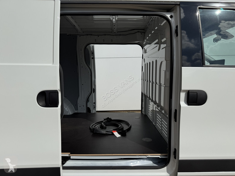 Furgoneta Maxus 64kWh 163PK Elektrisch! L1H1...