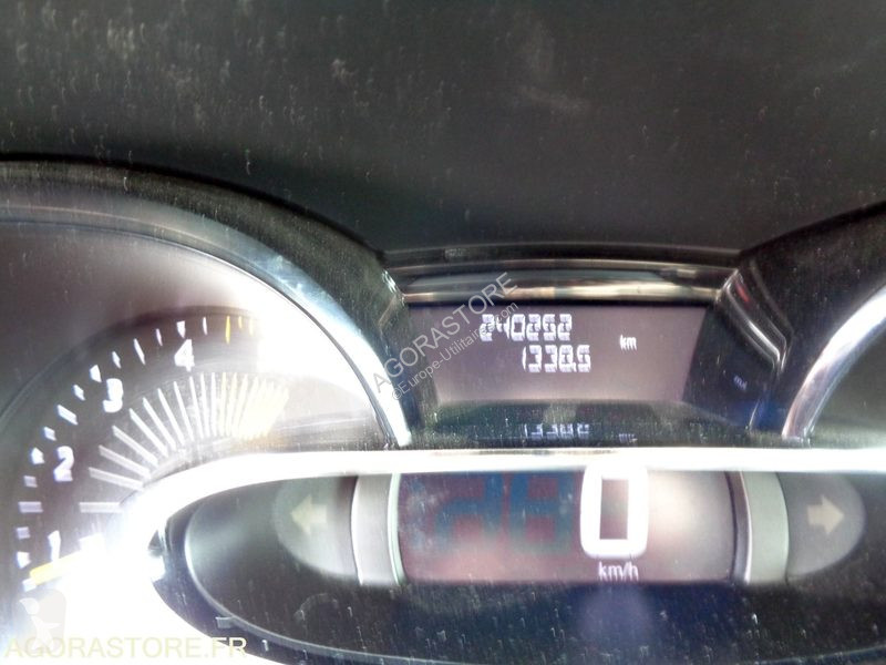 Veículo utilitário Renault CLIO