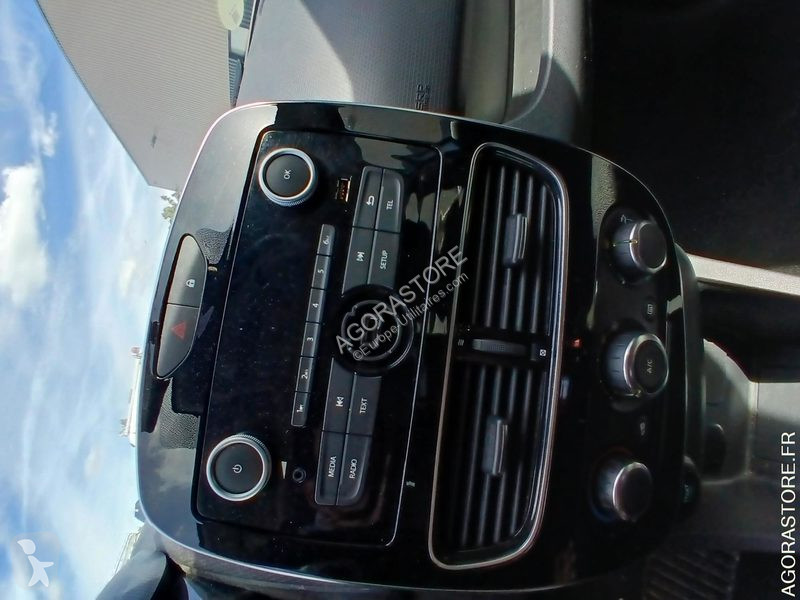 Veículo utilitário Renault CLIO