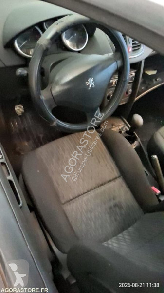 Veículo utilitário Peugeot 207